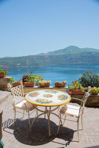 Castel Gandolfo Apartment | Giardino sul Lago SPA Jacuzzi