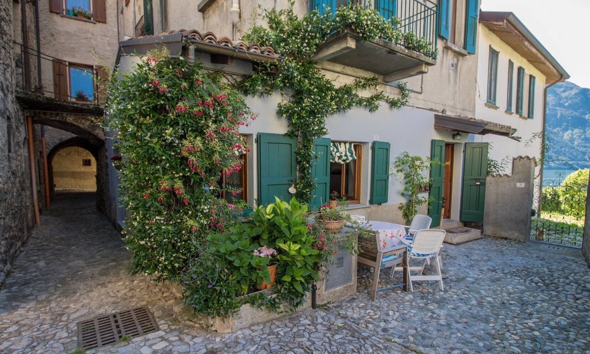 Tremezzo House | Giulino's house TREMEZZINA Lake Como