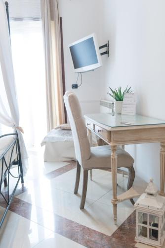Aversa Bed & Breakfast | Green Room