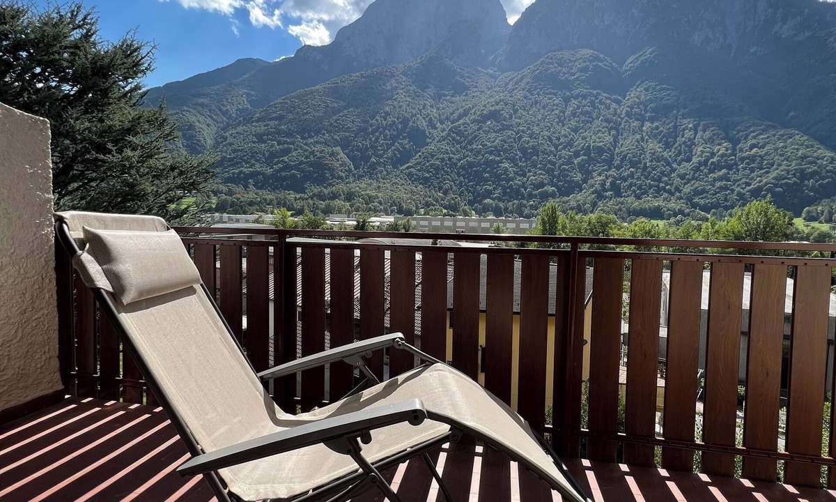 Primaluna Apartment | Grigna2410 - Two Bedroom Apartment, Sleeps 5