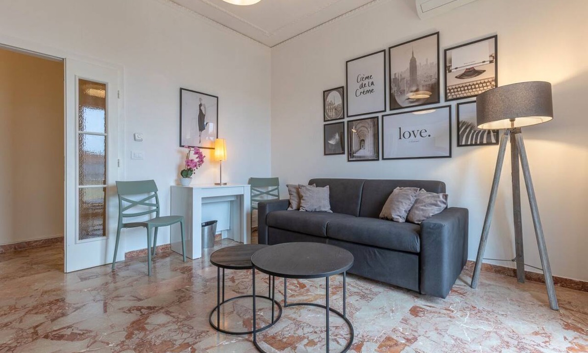 Ferrara Apartment | GuestHost - Ferrara The Castle Dazzling Apartment