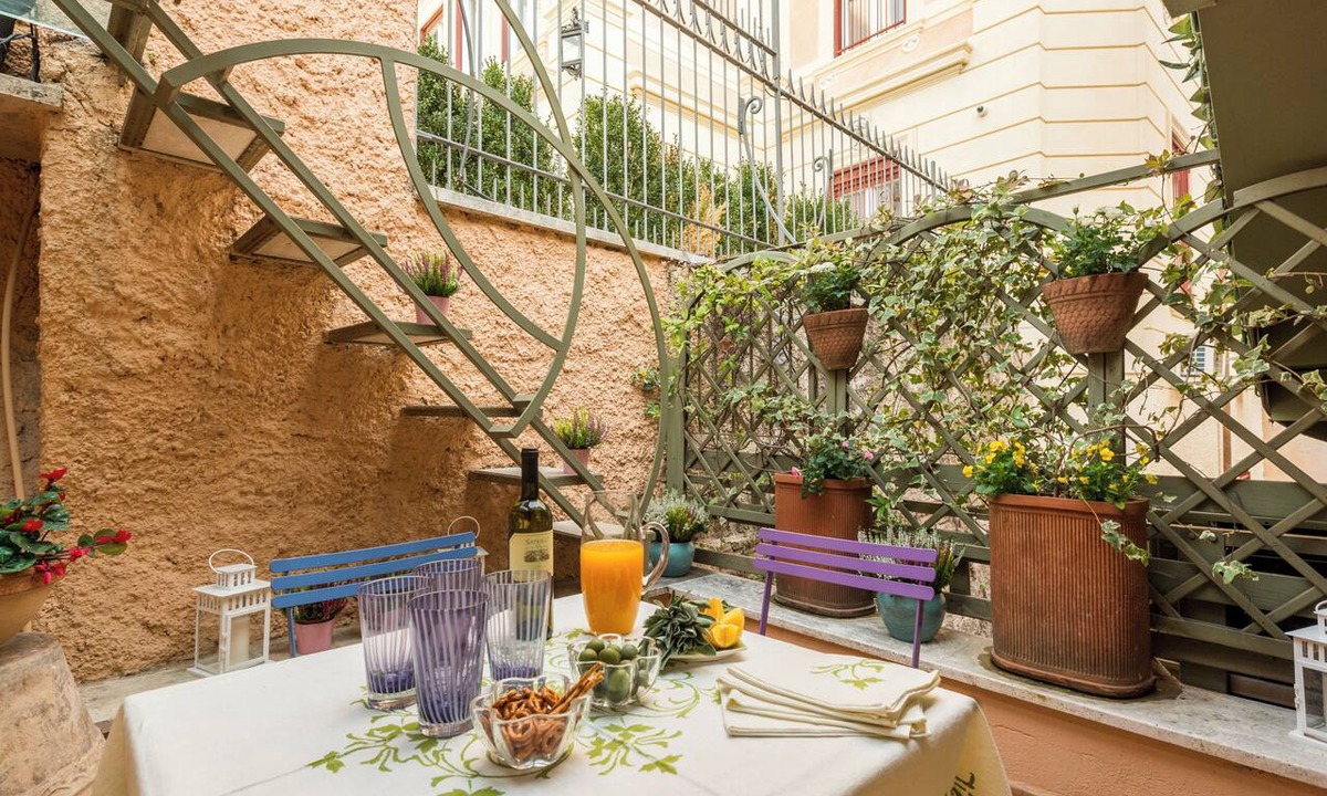 Rione III Colonna Apartment | Hidden Gem on the Spanish Steps - Terrace - Great Air Conditioning