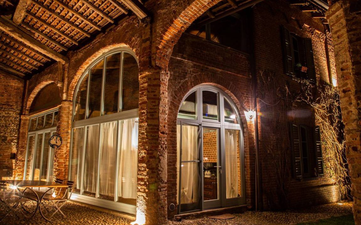 Vaprio d'Agogna Apartment | Holiday apartment Vaprio d'Agogna for 1 - 6 persons with 2 bedrooms - Castle