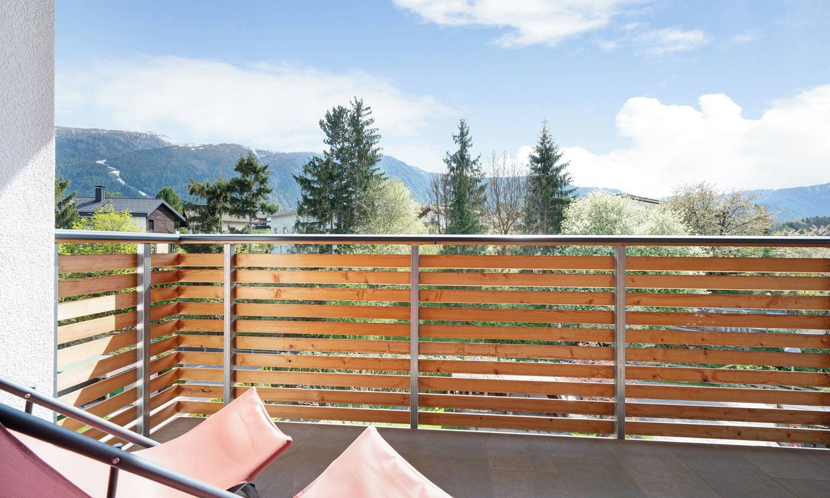 Riscone Apartment | Holiday Apartment "Haus Mader 2" with Mountain View, Private Terrace & Wi-Fi