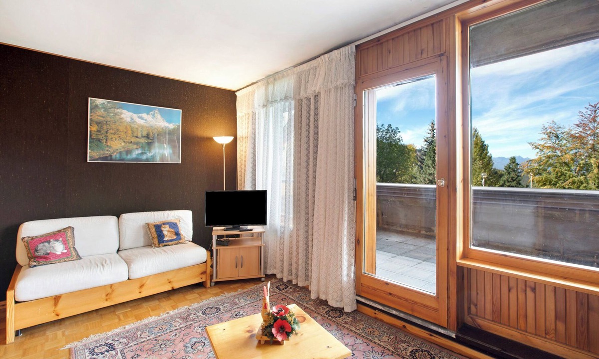 Gressan Apartment | Holiday Apartment 'Ciel Bleu Pila' with Mountain View, Shared Garden & Balcony
