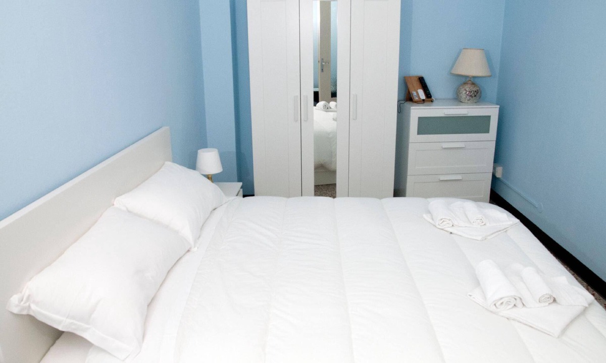 Lesa House | Holiday apartment Lesa for 1 - 4 persons with 1 bedroom - Holiday house
