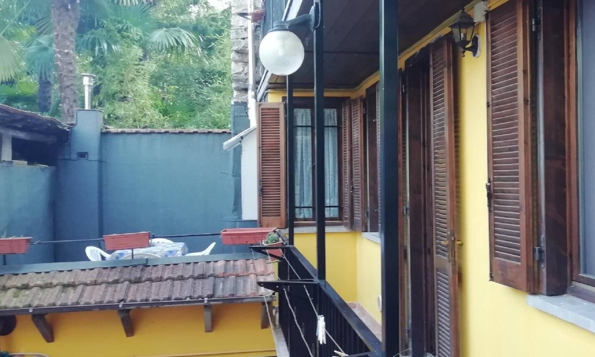 Lesa Apartment | Holiday apartment Lesa for 1 - 4 persons with 2 bedrooms - Holiday apartment in one or multi-family