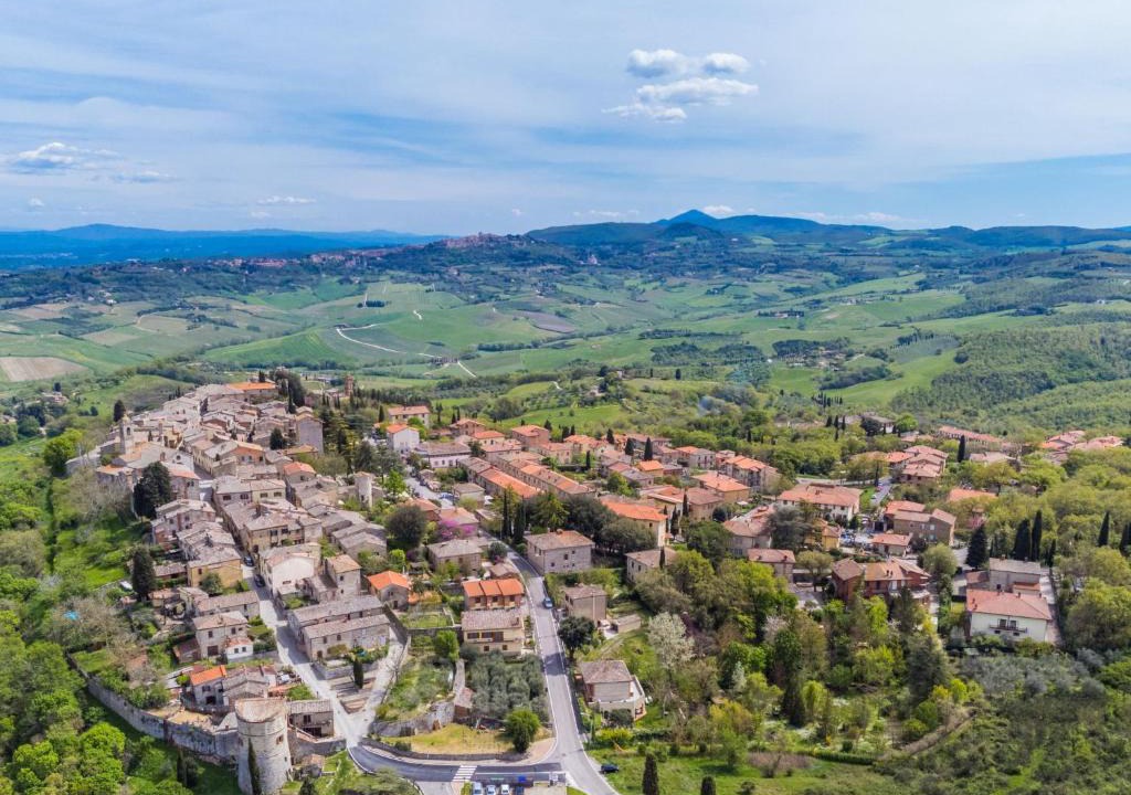 Montefollonico House | Holiday Home A casa di Gabri by Interhome