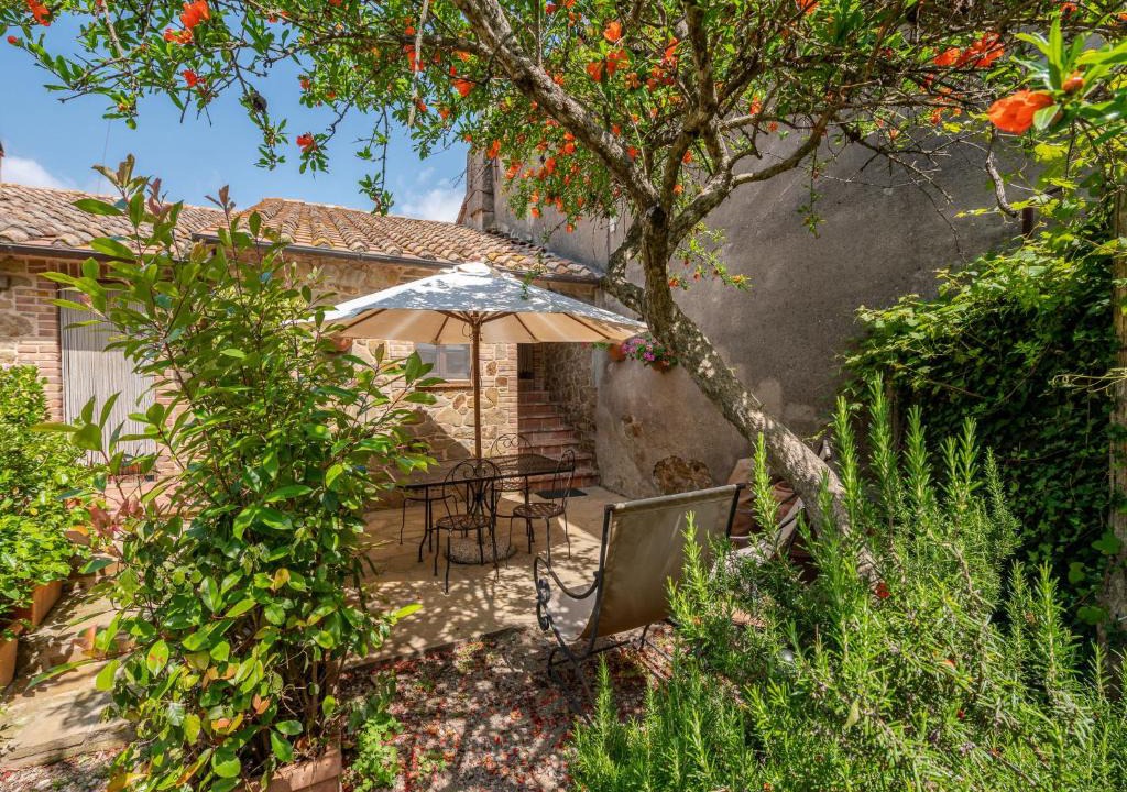 Poggi del Sasso House | Holiday Home Carola by Interhome