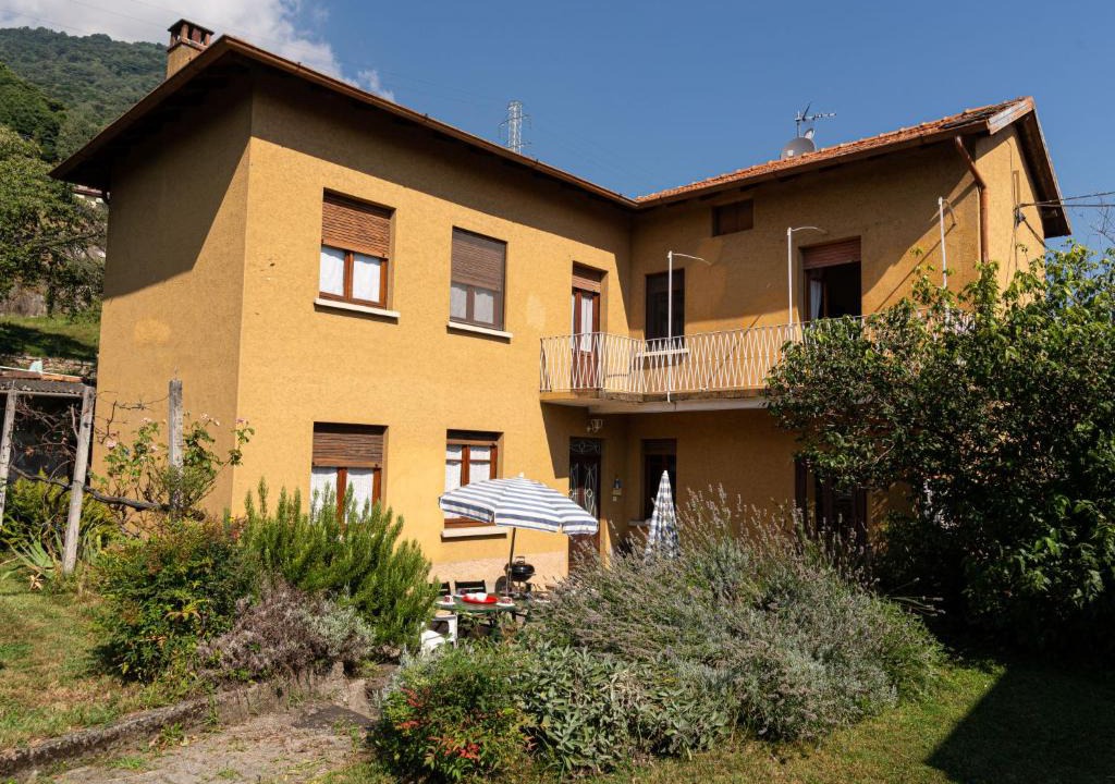 Vignola House | Holiday Home Carolina by Interhome