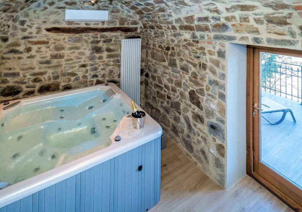 Seggiano House | Holiday Home La Suite del Benessere by Interhome