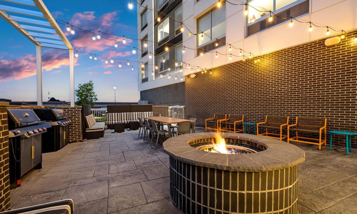 Madison Hotel | Home2 Suites By Hilton Madison East