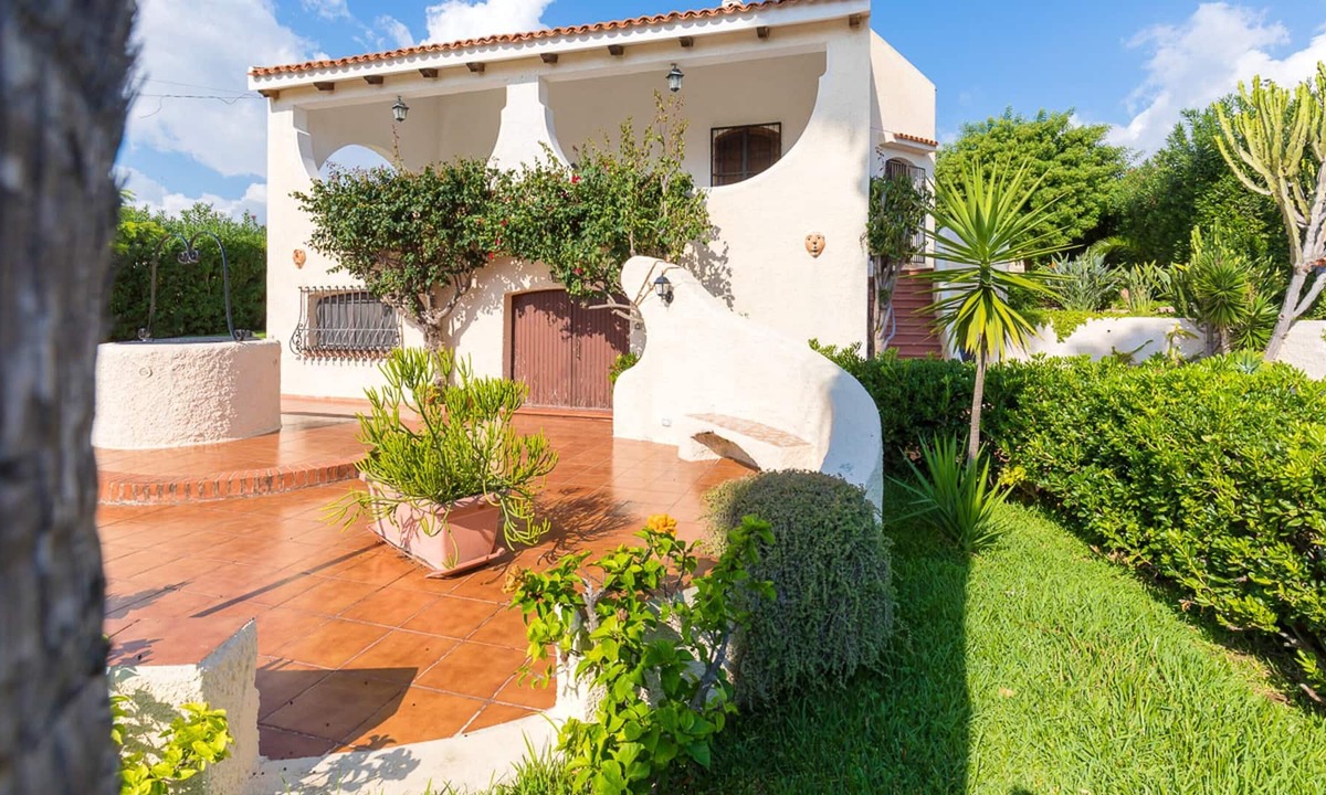Chambres À Fontane Bianche De La Plage Avec Vue Sur Mer Jardin Clos Et | Fontane Bianche