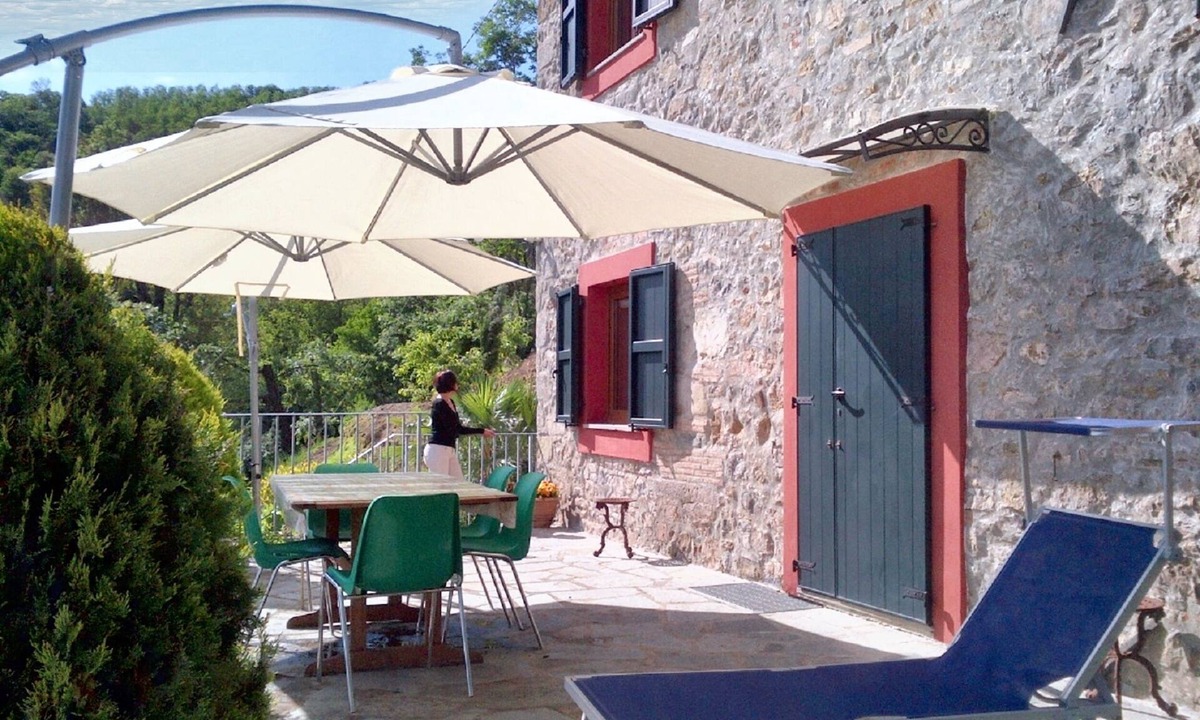 Barga Villa | Homerez - Charming villa in Barga with enclosed garden and fireplace