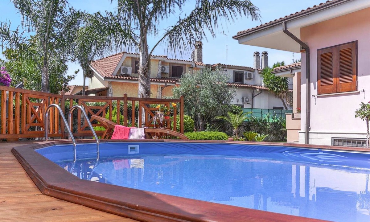 Ladispoli Villa | Homerez - Villa in Ladispoli
