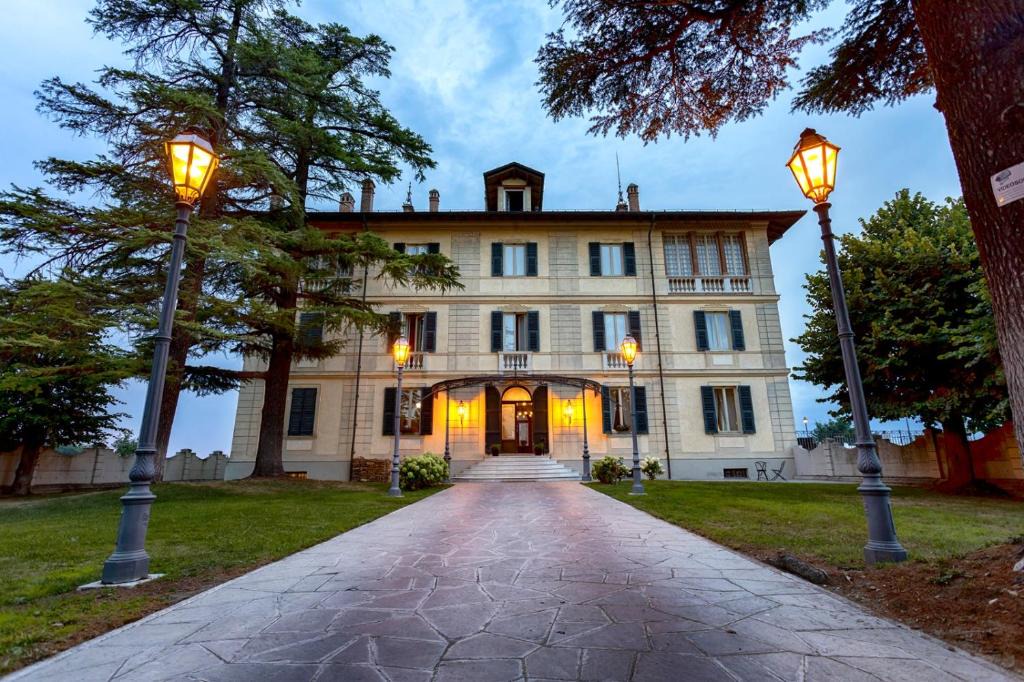 Serravalle Scrivia Hotel | Hotel Villa La Bollina