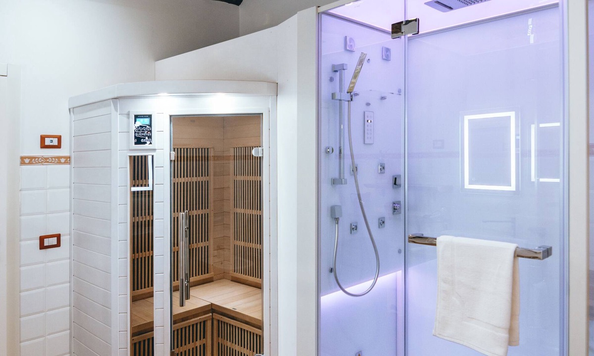 Amandola House | House - The Jewel - with Jacuzzi and Sauna