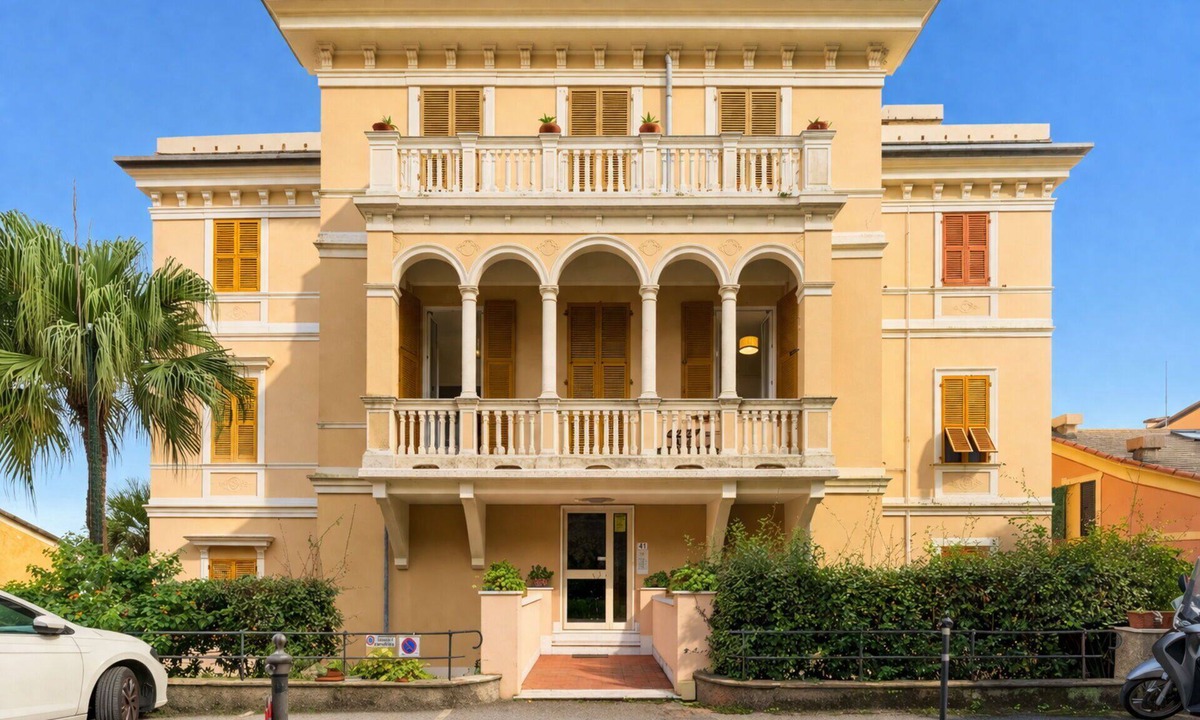 Bogliasco Apartment | House with Private Access to the Sea and Parking, Bogliasco