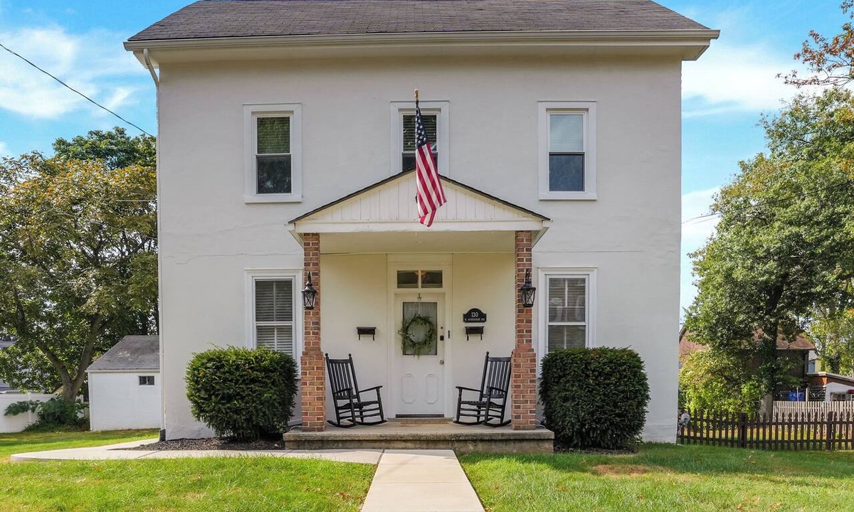 North Wales Apartment | Huckleberry Haven: 4-bedroom Luxury Apartment
