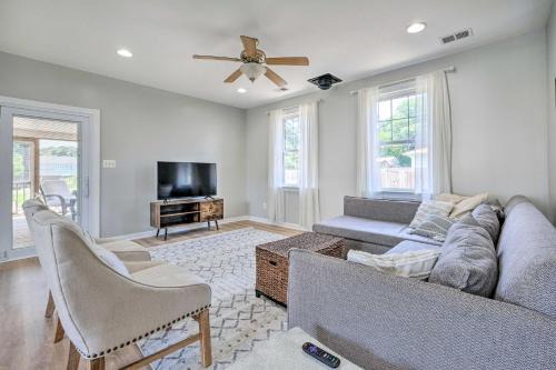 Green Haven House | Idyllic Pasadena Retreat with Garden + Hot Tub!
