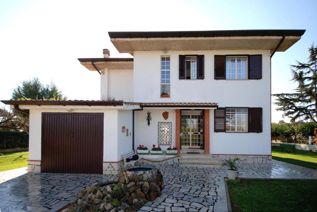 Bella Farnia House | Il Grifo