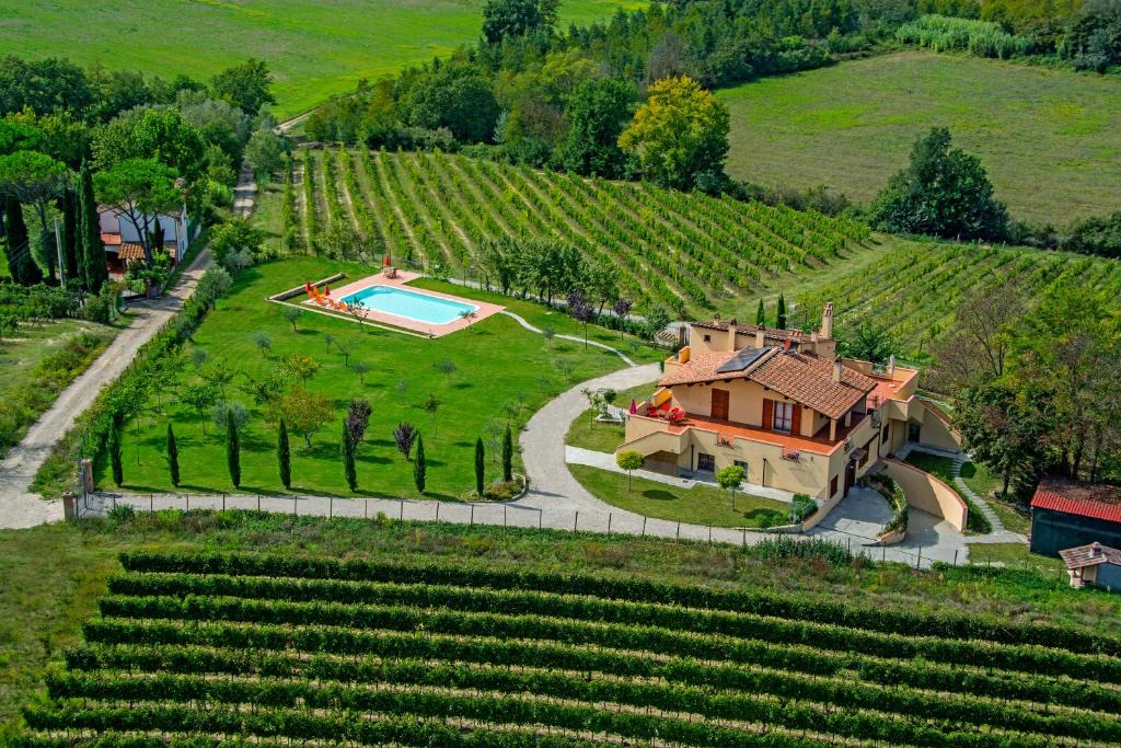 Montespertoli Apartment | Il Gufo del Chianti
