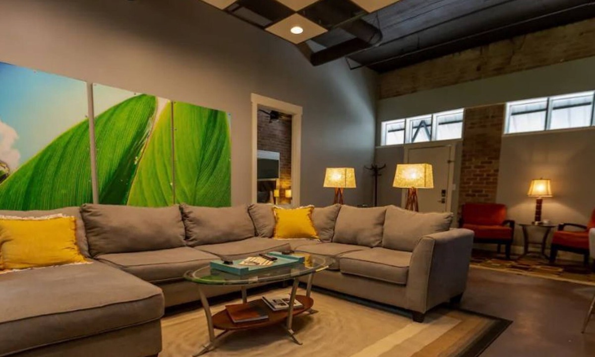 Laurel Apartment | Incognito #3 : Ground Floor/1 block from The Scotsman General Store