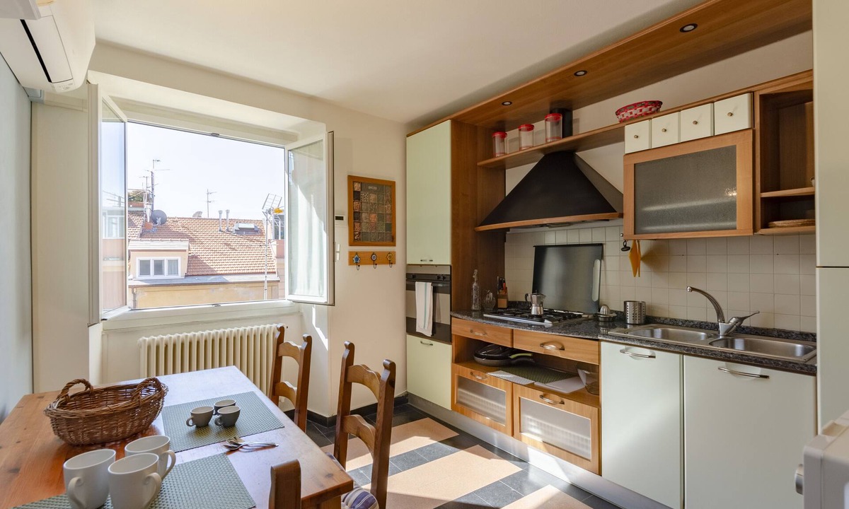 Sestri Levante Apartment | JOIVY Cosy Apt For 6 In An Ancient Pirate Watchtower