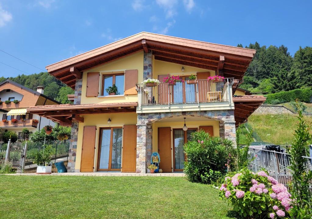 Bossico Apartment | L'Alpino Mountain Lake Iseo Hospitality