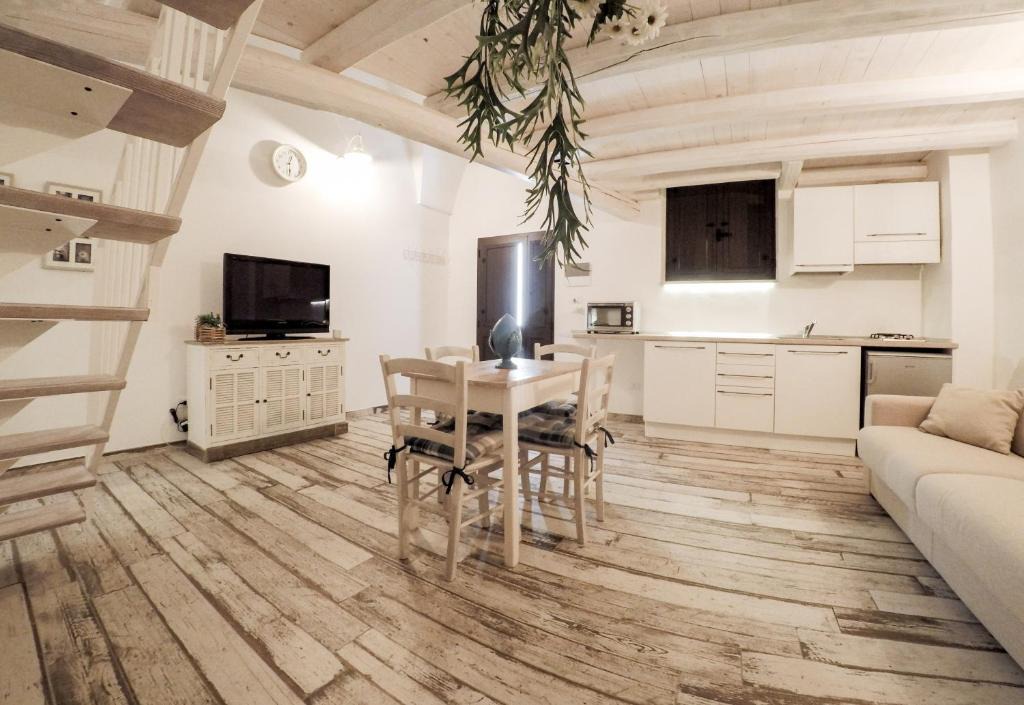 Vitigliano House | La Casa di Adriano
