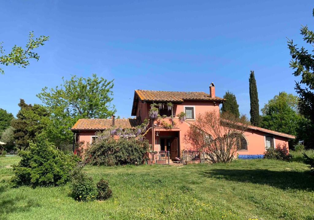 Chia Apartment | La casa di Francesco Incantevole casale di campagna with pool piscina