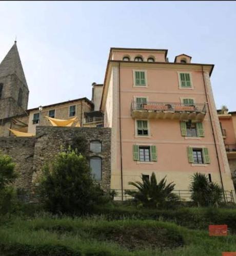 Pigna Bed & Breakfast | La Casa Rosa