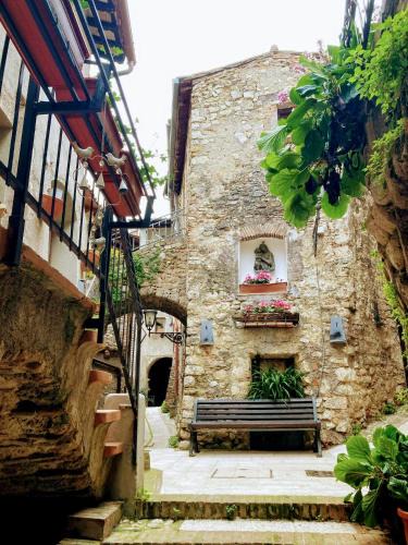 Precetto Apartment | La Dimora tra gli Archi