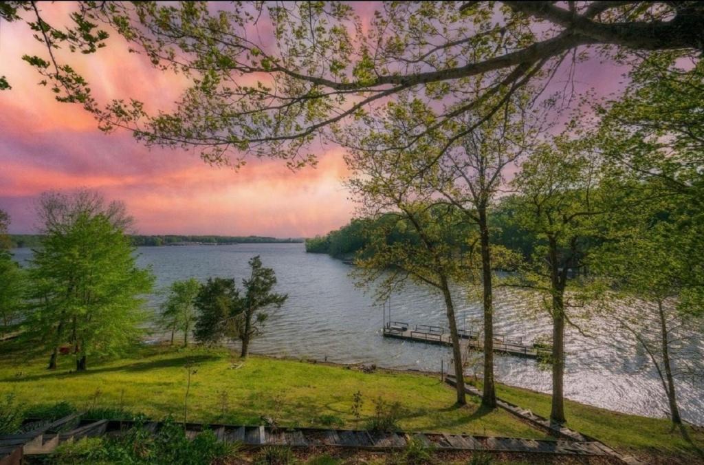 Camden House | Lakefront condo w private dock and boat ramp