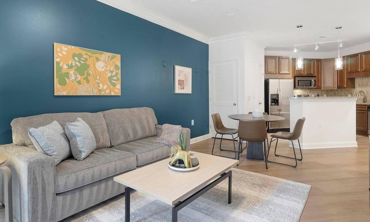 Cary Apartment | Landing | Beautiful 1BD, Courtyard, Gym