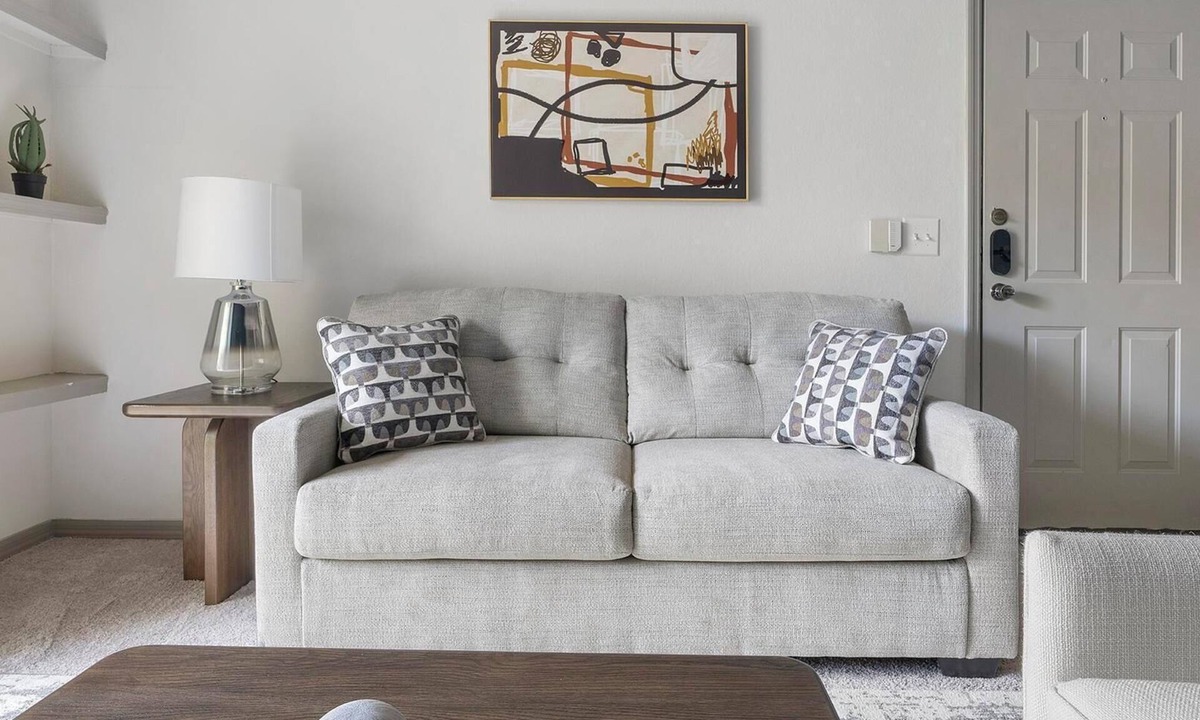 Gainesville Apartment | Landing | Chic 2BD, Tennis Court, Gym