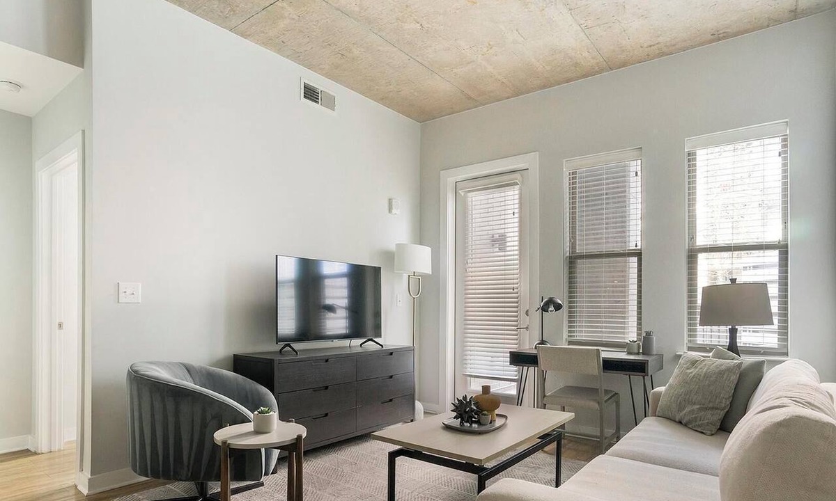 Downtown Apartment | Landing | Incredible 2BD, Yoga Studio, Pool