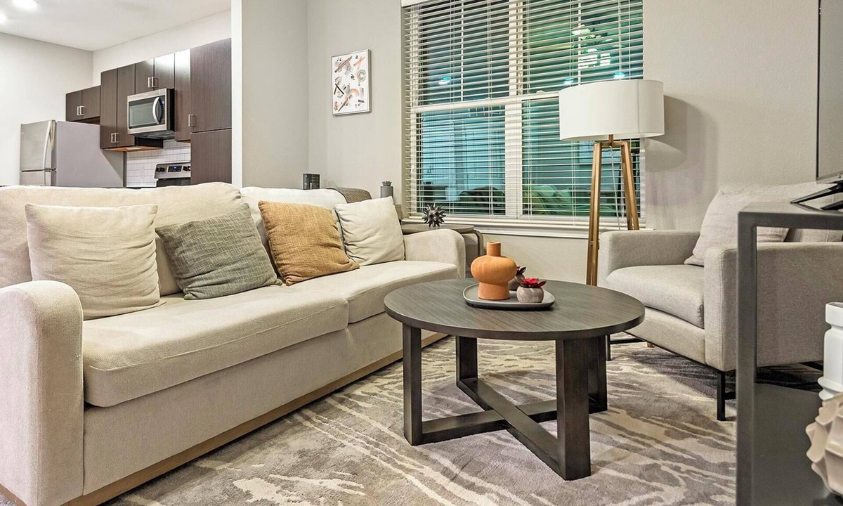 Chesterfield Apartment | Landing | Incredible 1BD, Courtyard, Gym