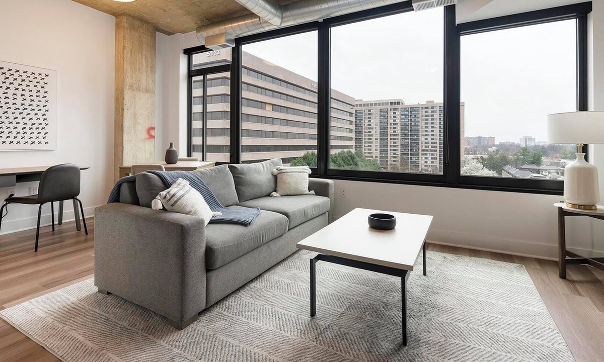 Baileys Crossroads Apartment | Landing | Stunning 1BD, Game Room, Gym