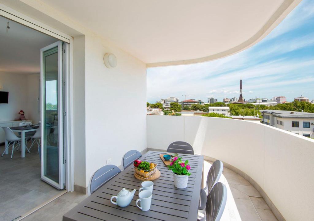 Lignano Sabbiadoro Apartment | Locazione Turistica Torre Bianca-1