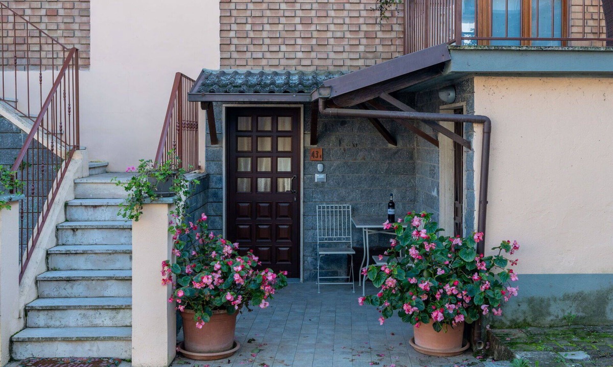 Castagnole Monferrato Apartment | Lovely apartment for 3 people with WIFI, A/C, TV and balcony
