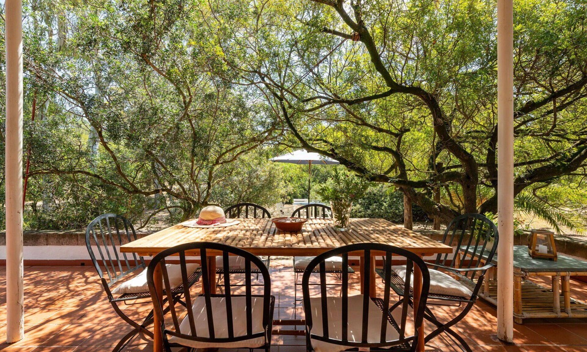 Nora Villa | Lovely apartment in villa for 5 guests with A/C, WIFI, TV and terrace