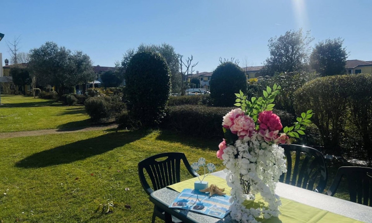 Bibione Lido del Sole Apartment | Lovely flat with garden