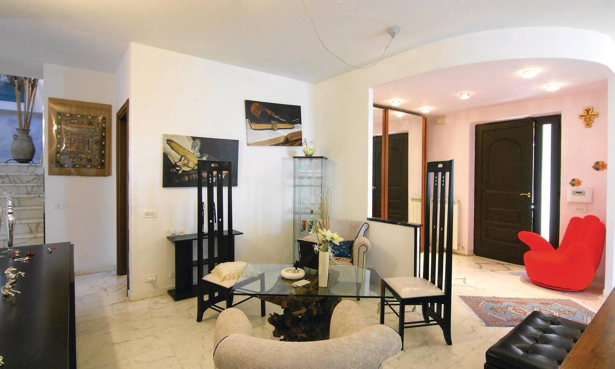 Carrara House | Lovely home in Codena