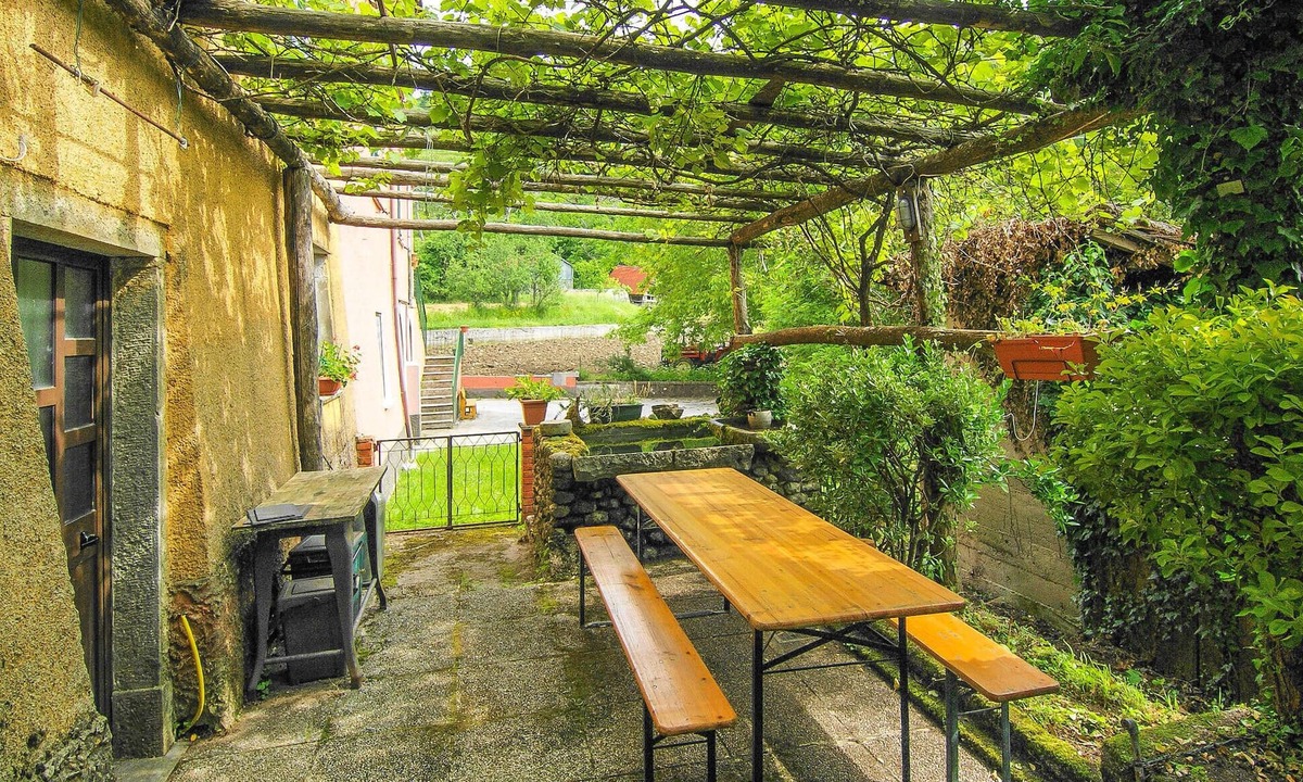 Codivilla House | Lovely home in Codivara with WiFi