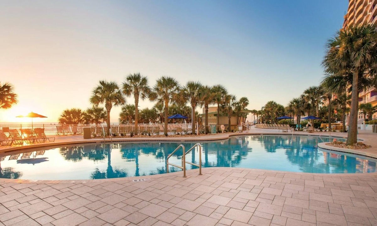 Daytona Beach Resort | Luxurious 3-Bd Dlx at Wyndham Ocean Walk: Oceanfront Views, Pools & Family Fun!