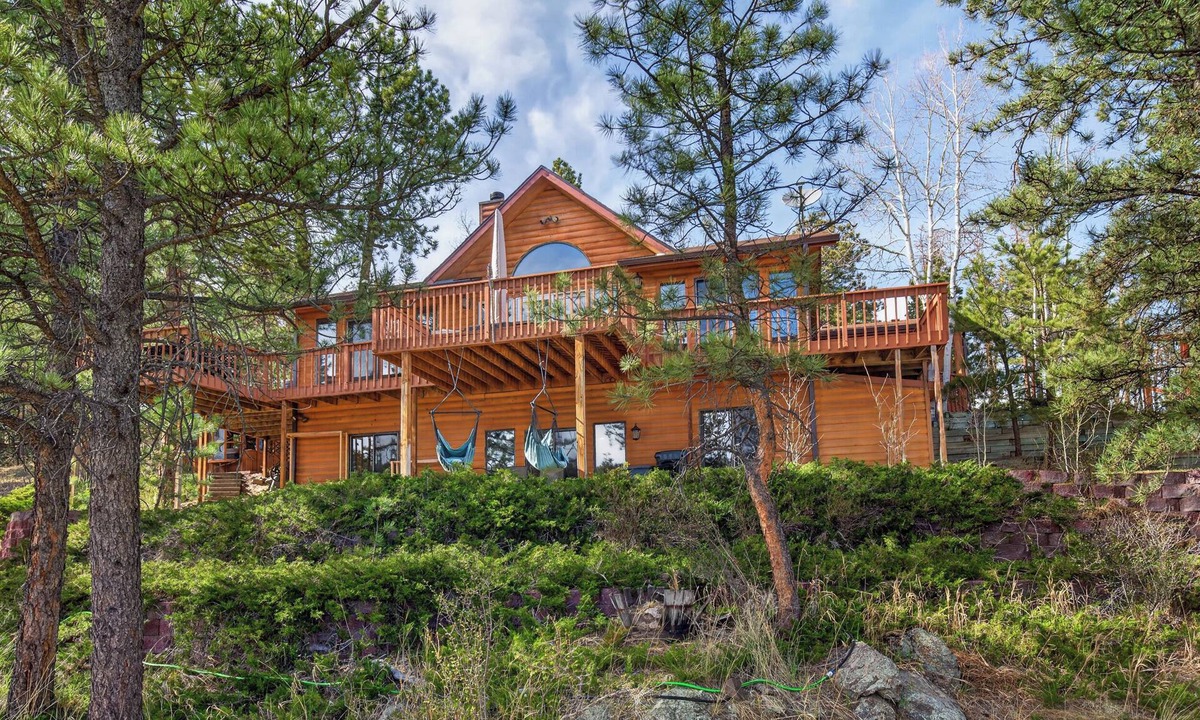 Pine House | Luxurious Mountain Escape on 14 acres with Hot Tub