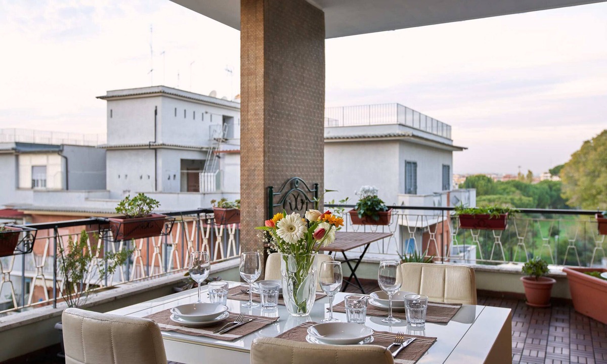 Pigneto Apartment | Luxurious Terrace and confort close Rome Center