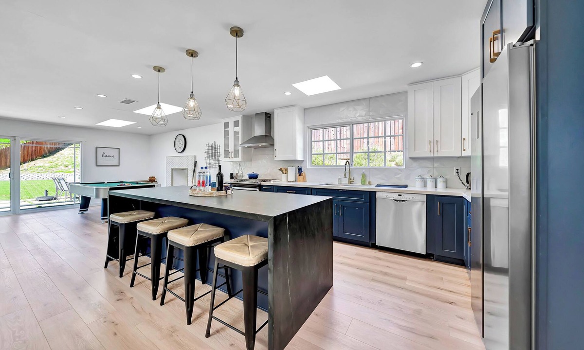 Malibu Canyon House | Luxury fully remodeled in Calabasas