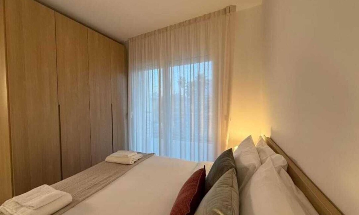 Grottammare Apartment | Luxury penthouse 50 seconds from the sea. 24/7 on-call service. Full home automation.